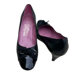 Salvatore Ferragamo Patent Gancini Heels Bow Detail Black